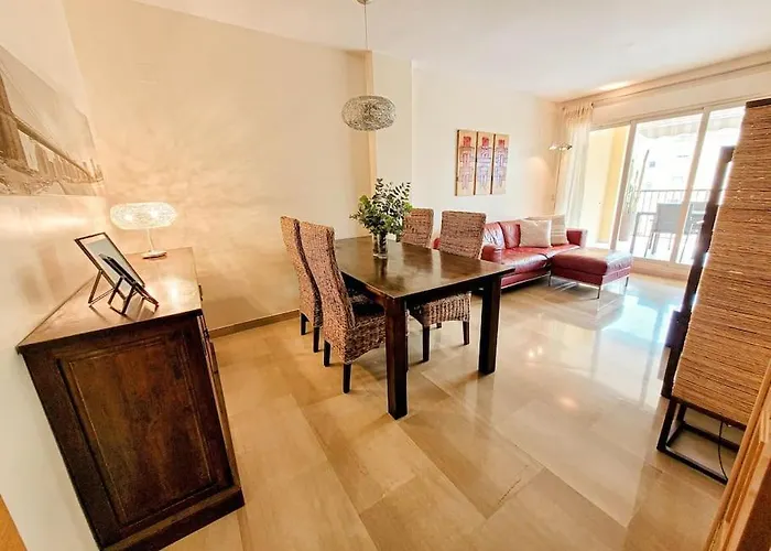 Con Piscina Y Vistas A La Montana Apartment *