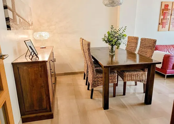 Апартаменти Con Piscina Y Vistas A La Montana