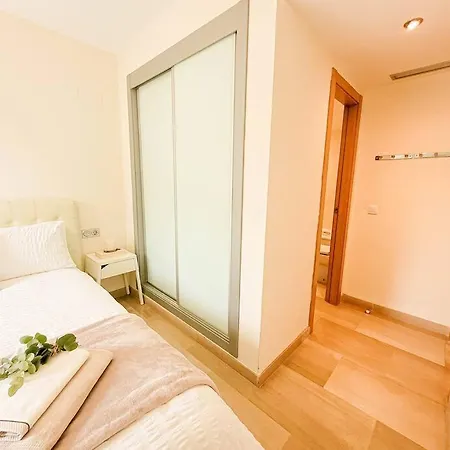 Con Piscina Y Vistas A La Montana *