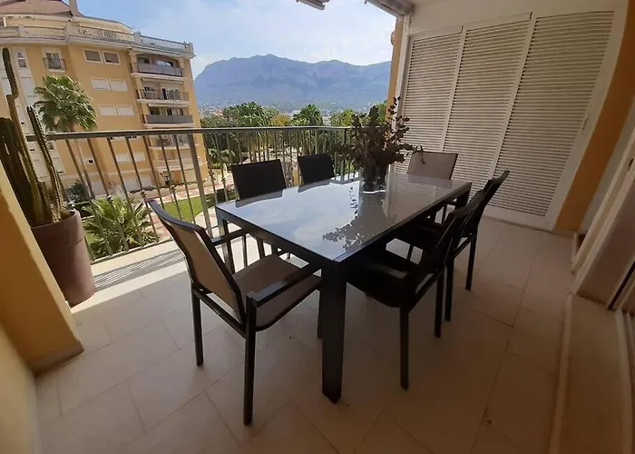 Con Piscina Y Vistas A La Montana Apartamento Dénia